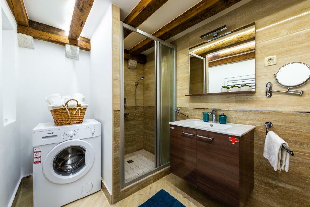 4 Apartma *